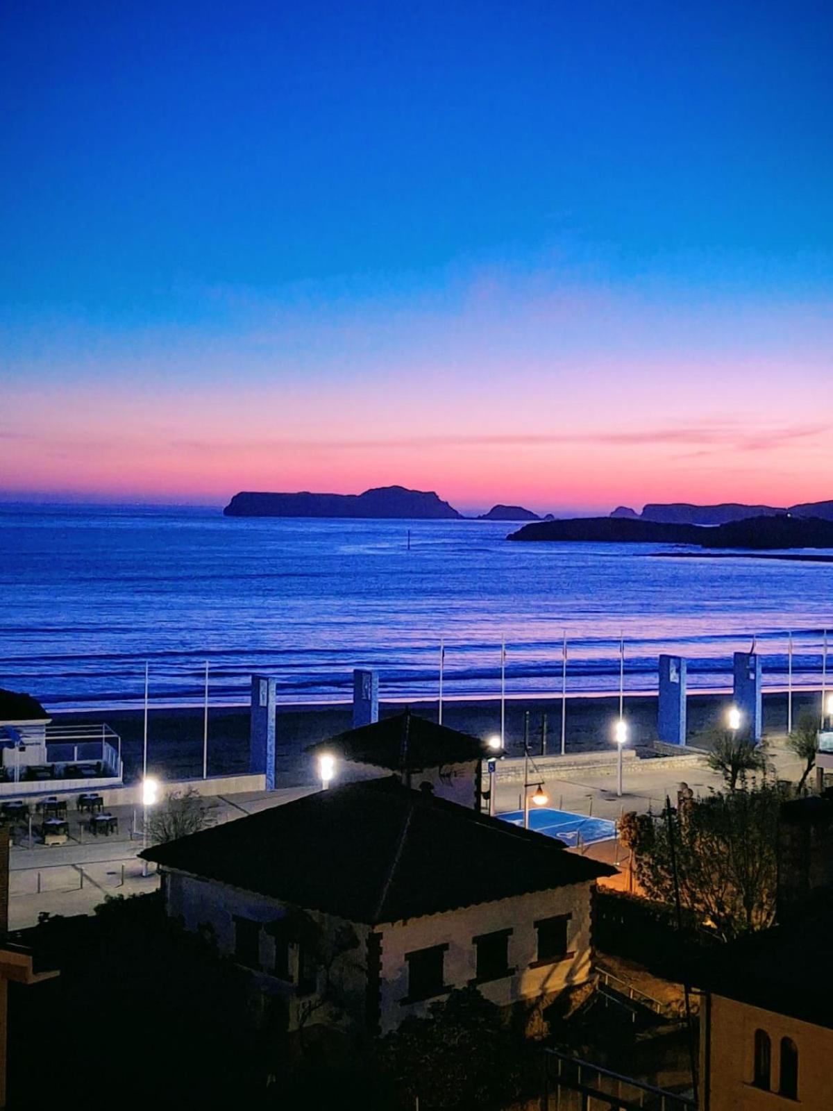 Appartamento Dona Carmen Playa Boutique Suances Esterno foto